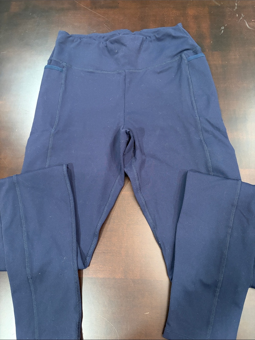 High-Rise Navy Performance Leggings with Pocket Detail
